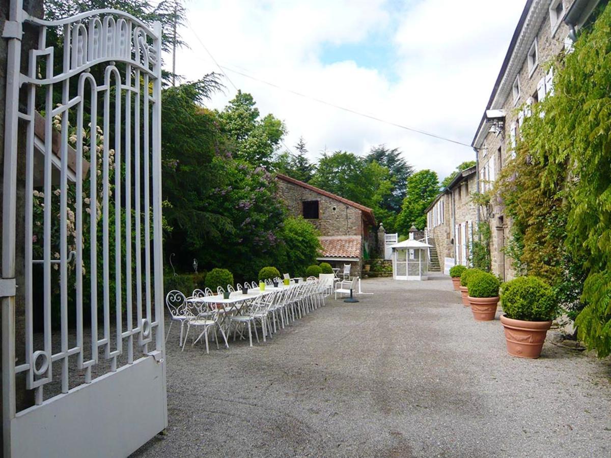 Manoir Majestueux A Satillieu Avec Piscine Privee Zewnętrze zdjęcie