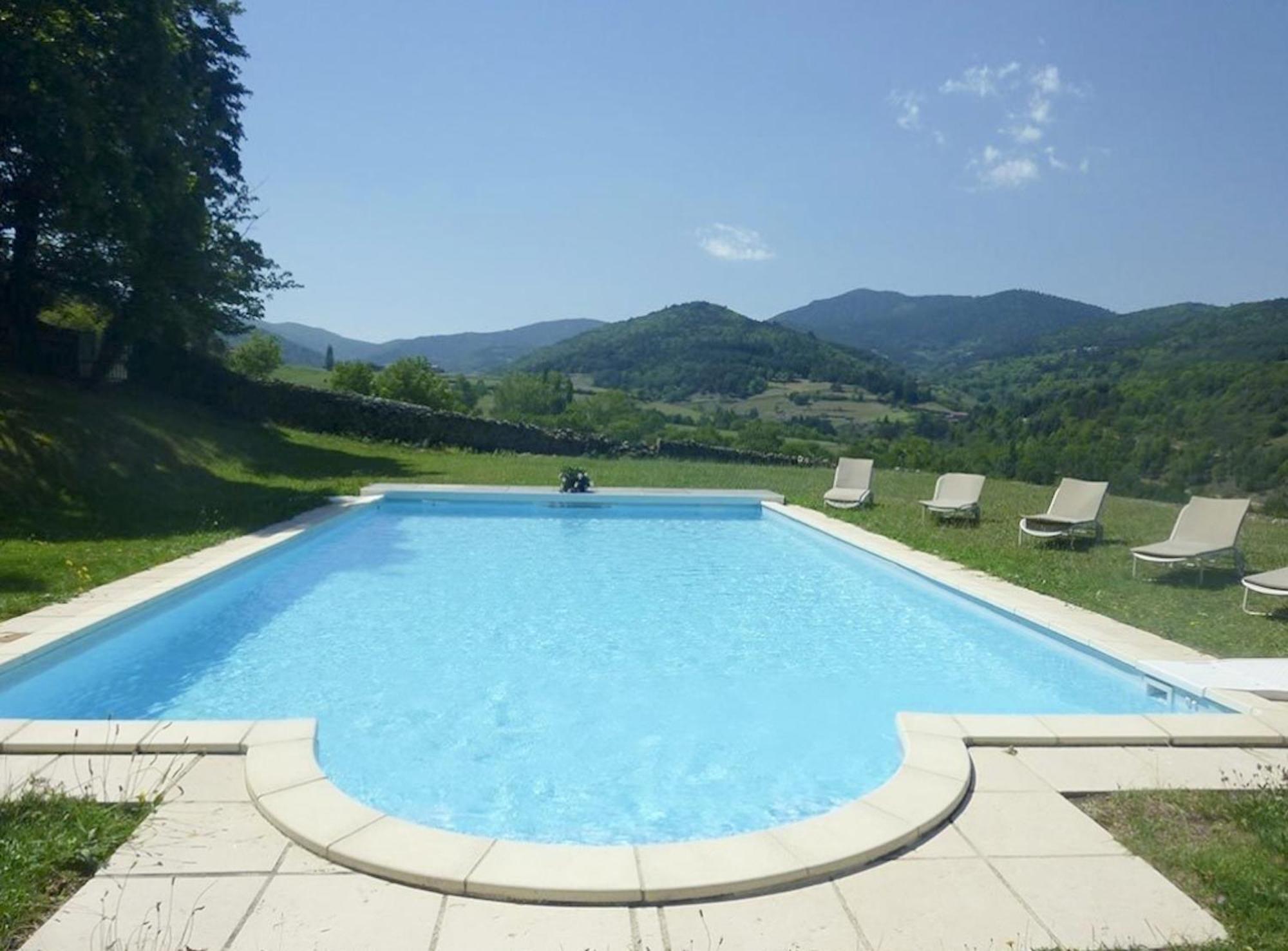 Manoir Majestueux A Satillieu Avec Piscine Privee Zewnętrze zdjęcie